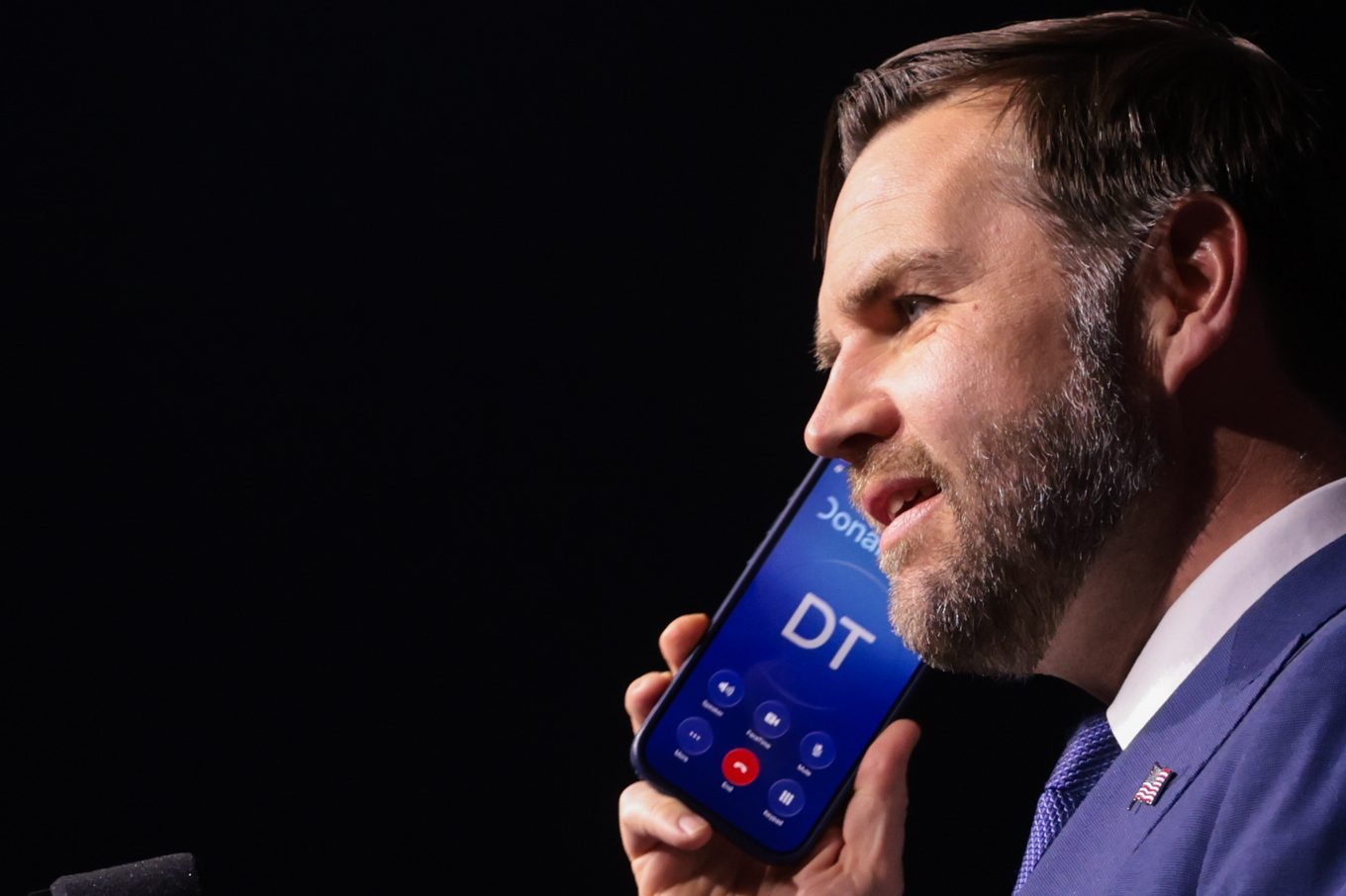 Good Morning, News! Money Helps With Poverty, We  Portland Arts, Top "Hillbilly Elegy" Diplomat to Pakistan, ICE and Other Dumbass Trump News - Portland Mercury