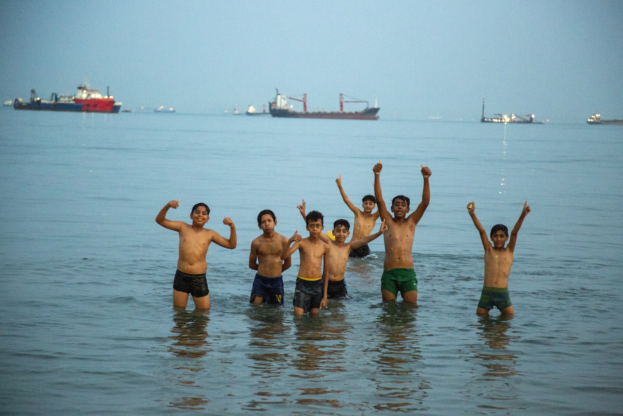 Good Morning, News: Senate Republicans Push ICE Funding, City Councilors Protest NDA Pressure, and More 'Will They Won't They' Ceasefire - Portland Mercury