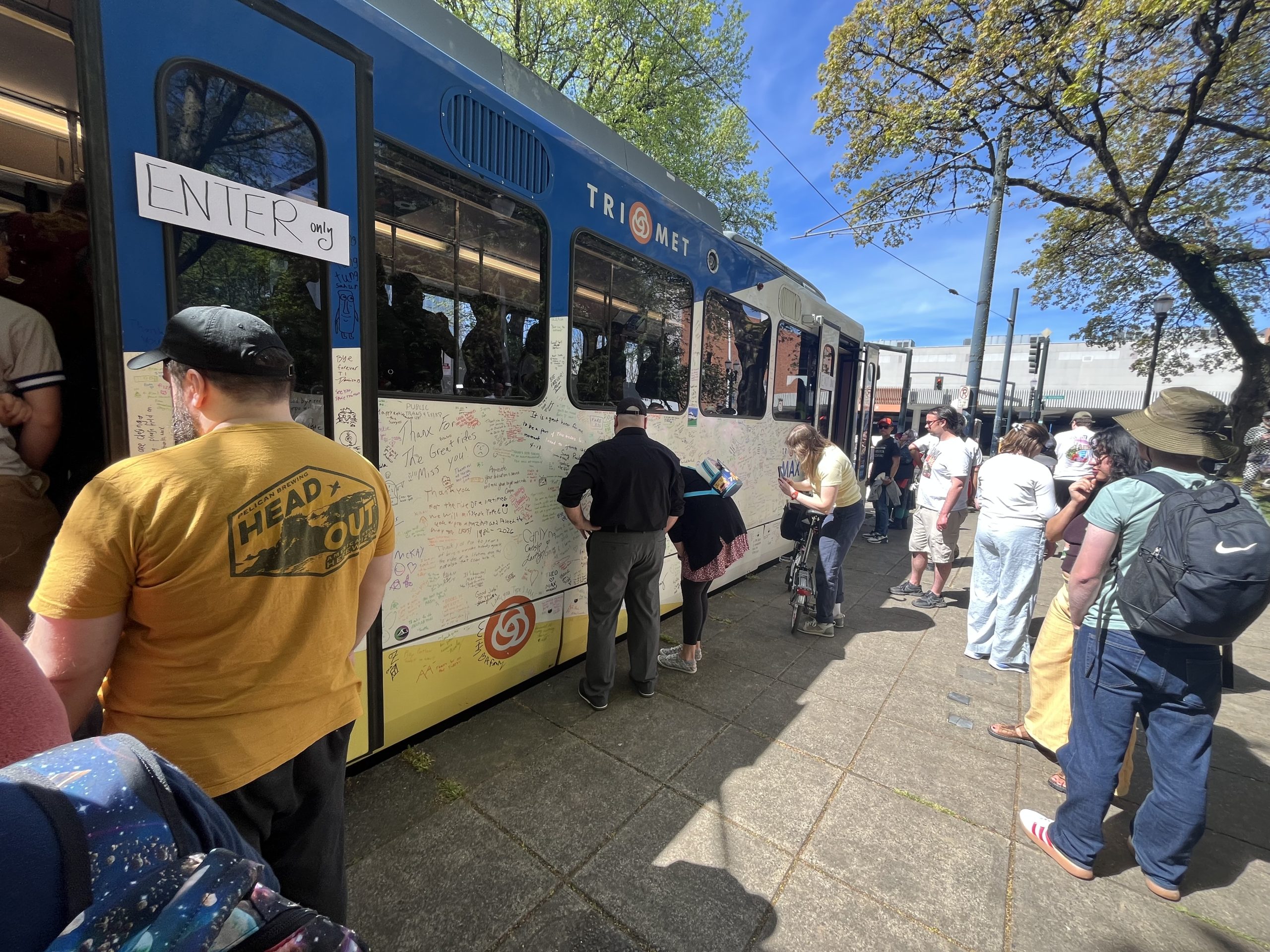 Leaving the Station: TriMet Retires Its Oldest MAX Trains - Portland Mercury