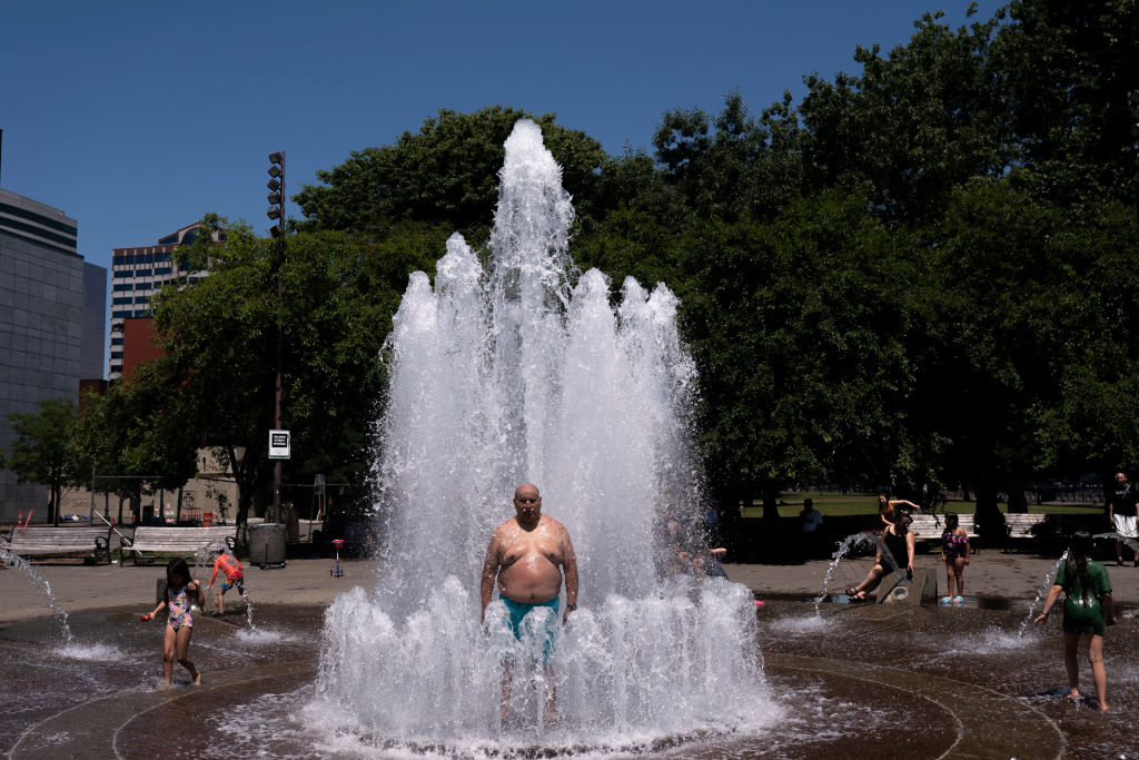 Good Morning, News: Here Comes the Heatwave, Moda Center Fight Continues, and Trump's Embarrassing Iran Deal