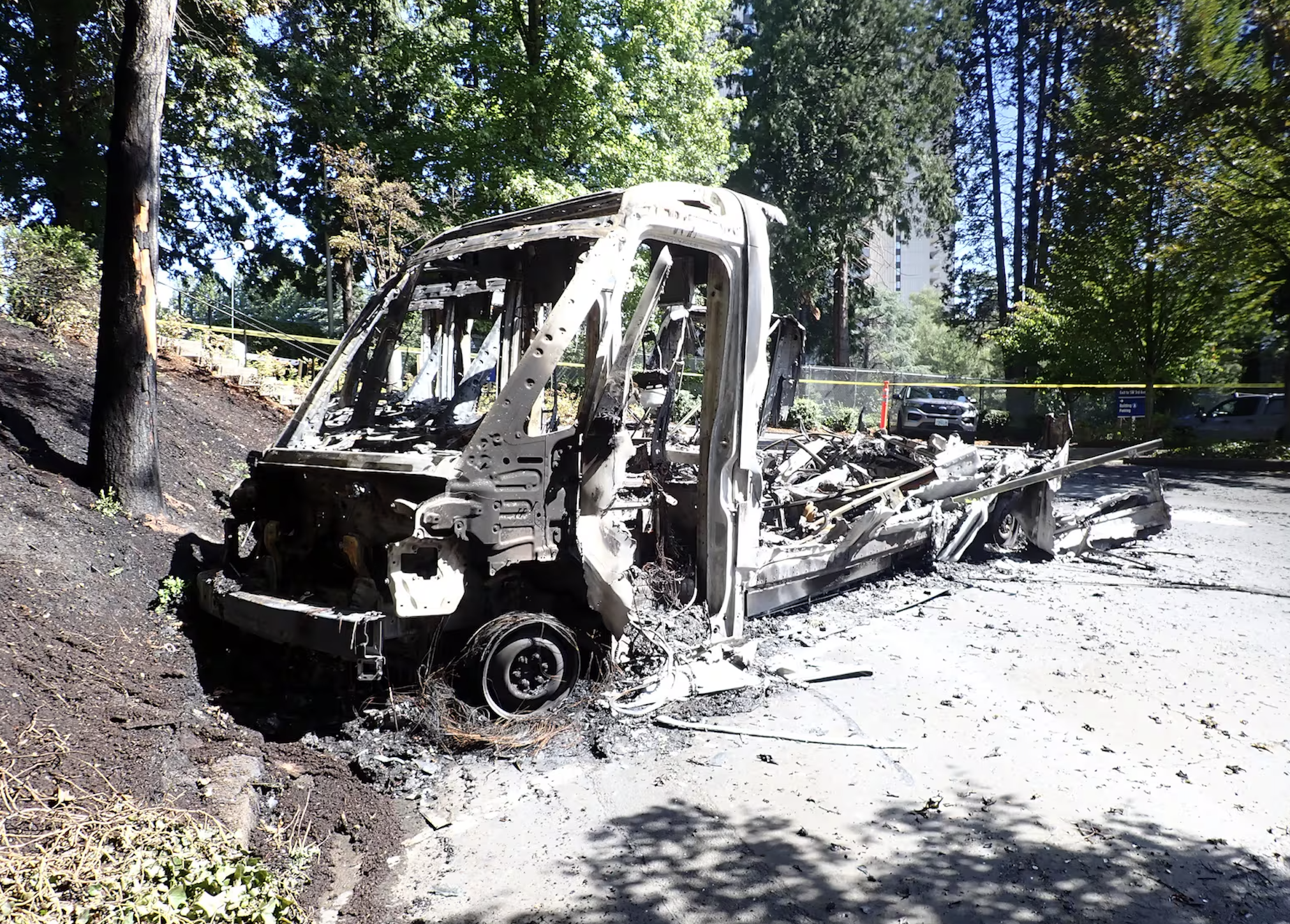 Good Morning, News: Amazon Delivery Vans Aflame, Blazers Have a New Coach, and Trump's Pool Crash Out Continues