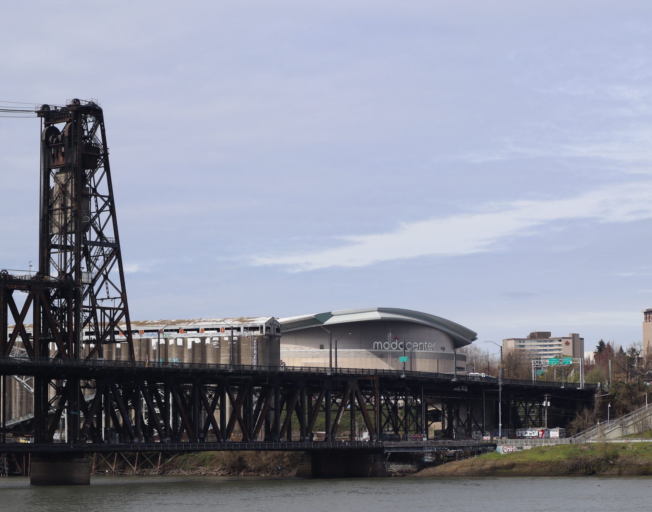 Opinion: Portland's New Government Is Being Stress‑Tested by the $600 Million Moda Center Deal