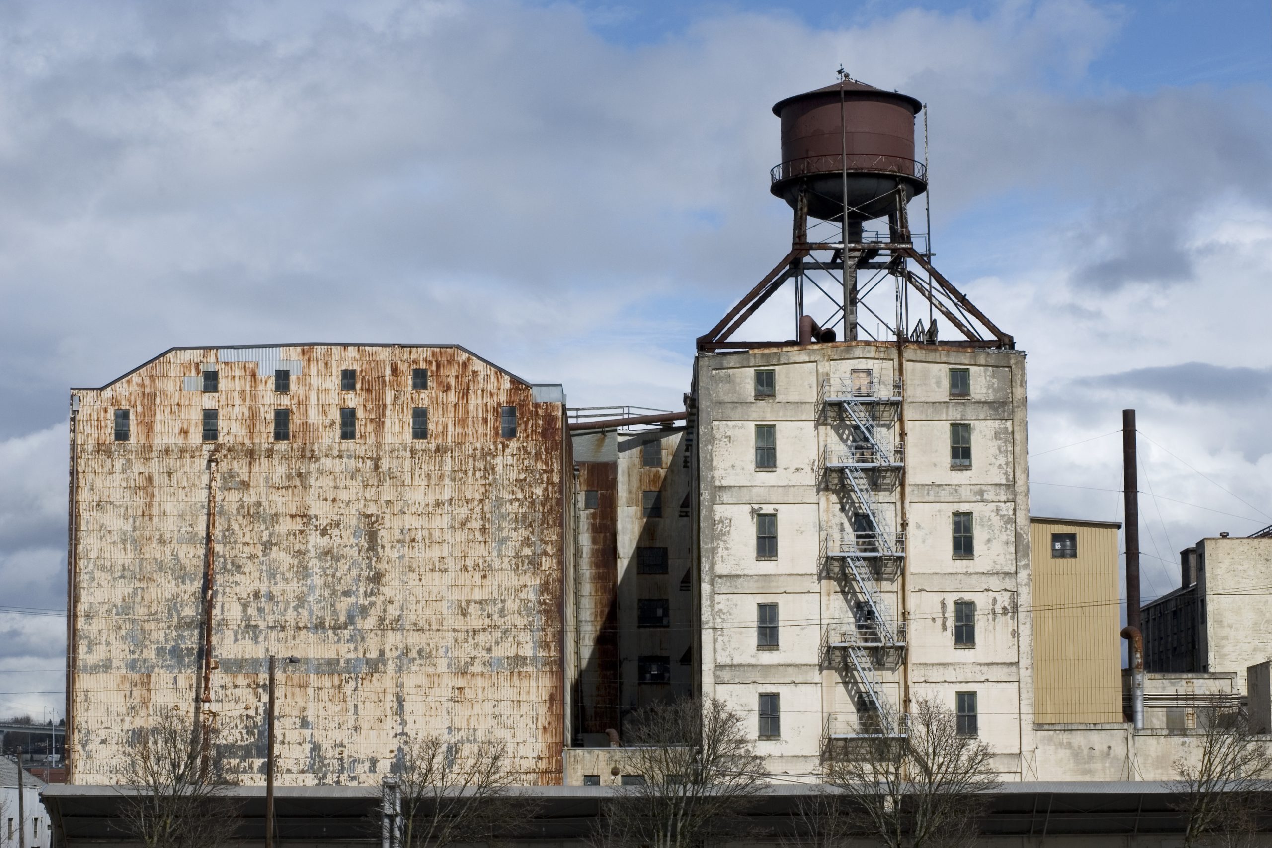 Good Morning, News: City Helped Urban Alchemy Polish Icky Image, Moda Center Negotiations Begin, and Centennial Mills to Come Tumblin’ Down - Portland Mercury