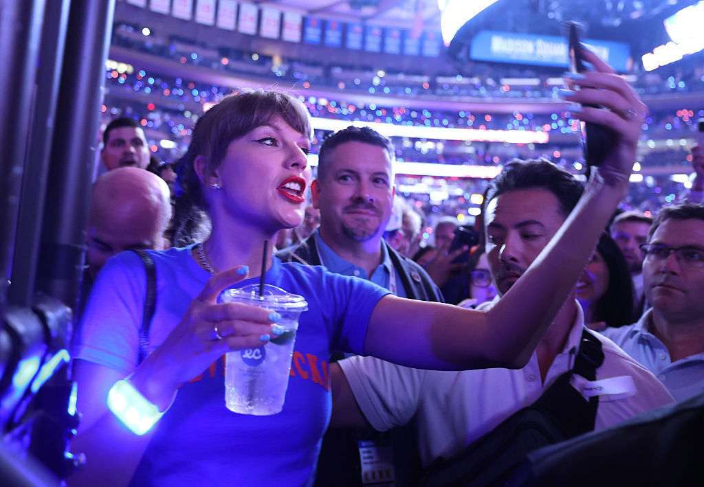 THE TRASH REPORT: The Latest on Trump, Taylor, and the Loss of Third Spaces